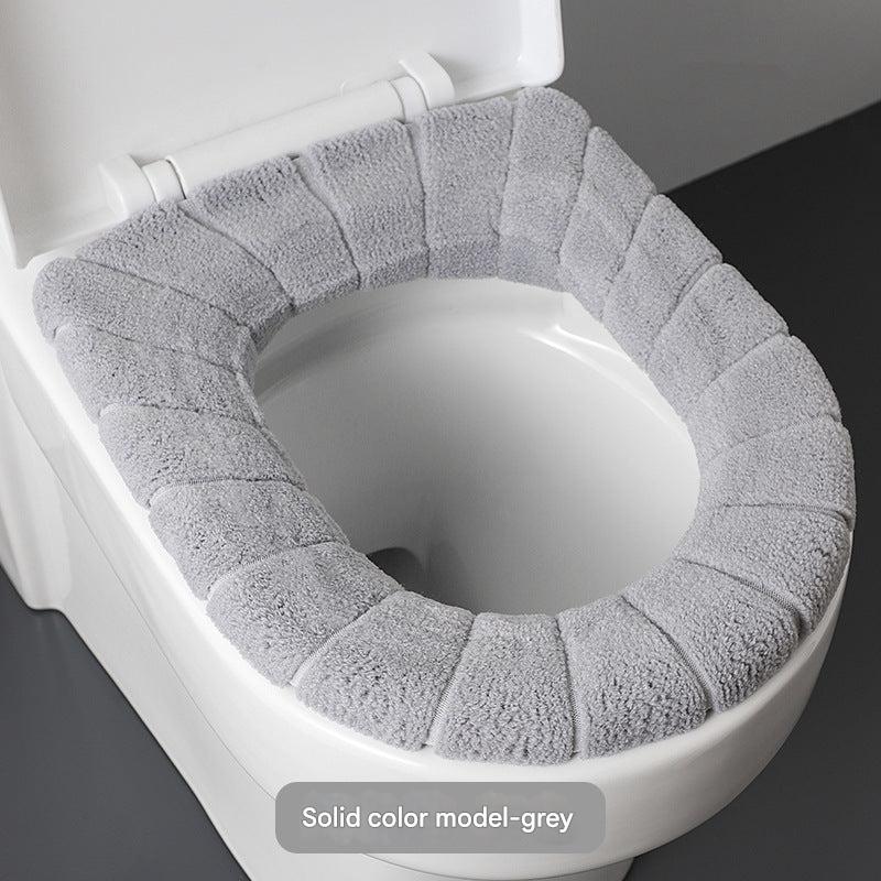 Cozy toilet cover in blue
